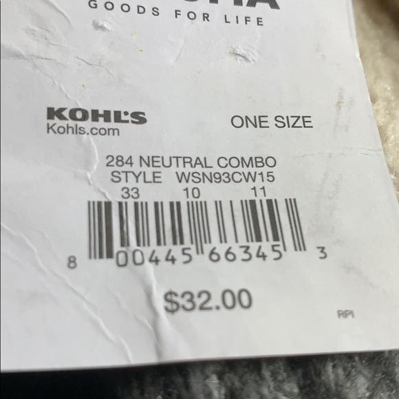 Sonoma scarf for winter with noodle fringe - Picture 3 of 7